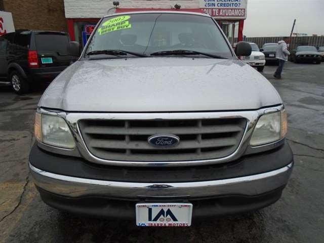 2002 Ford F-150 4dr SuperCab XL 2WD Styleside LB